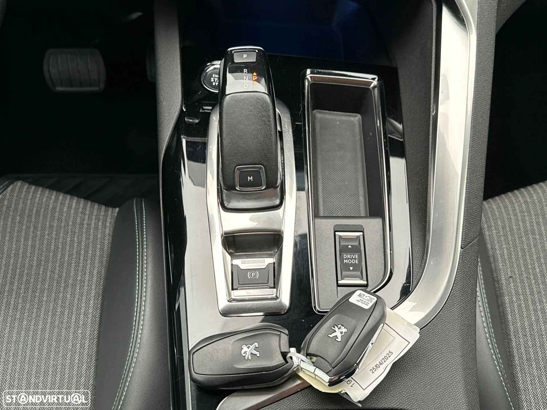 Peugeot 3008 1.5 BlueHDi Active Pack EAT8 - 18