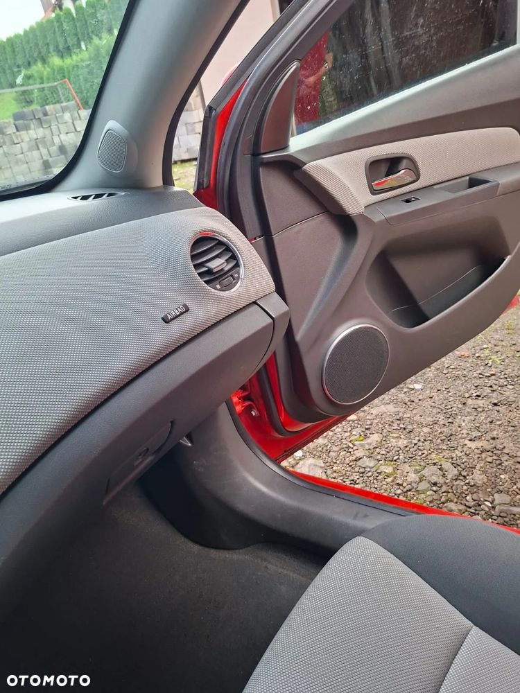 Chevrolet Cruze 1.8 LT - 3