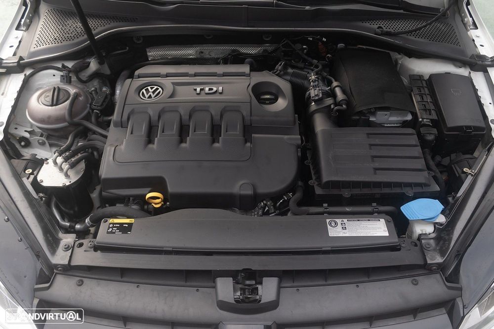 VW Golf 1.6 TDi Trendline - 24