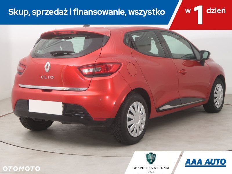 Renault Clio - 7