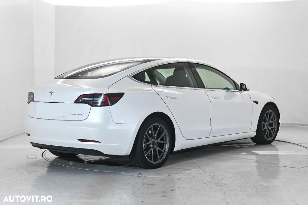 Tesla Model 3 Langstreckenbatterie Allradantrieb Dual Motor - 3