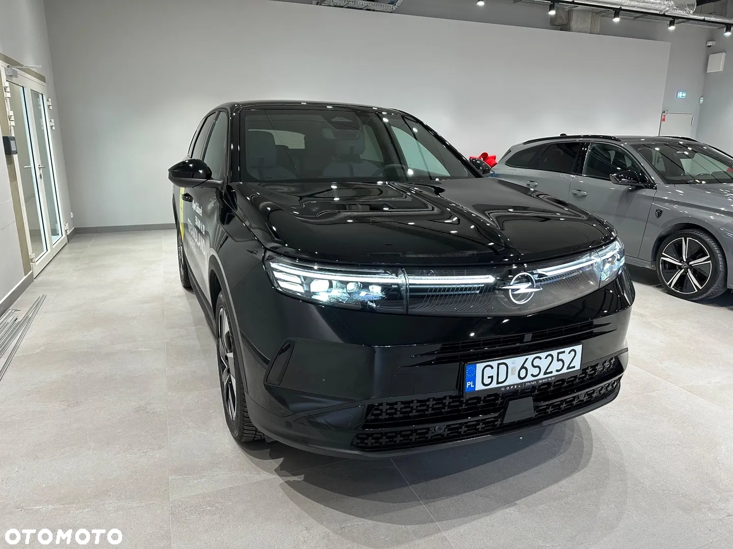 Opel Grandland 1.2 T mHEV GS S&S eDTC6 - 4