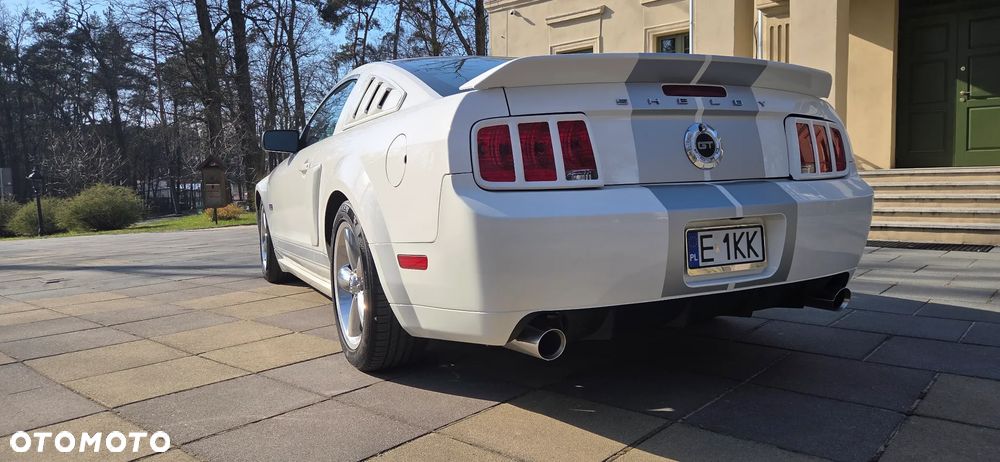 Ford Mustang - 5