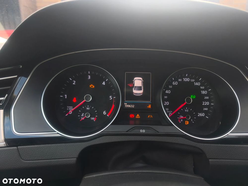Volkswagen Passat 2.0 TDI BMT Highline DSG - 4