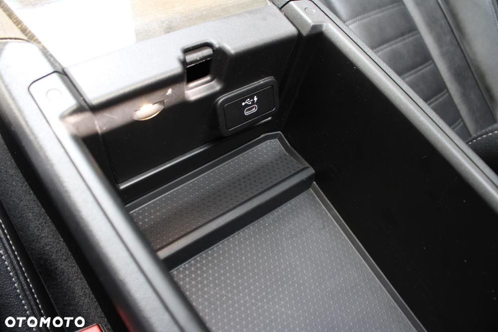BMW Seria 3 - 34
