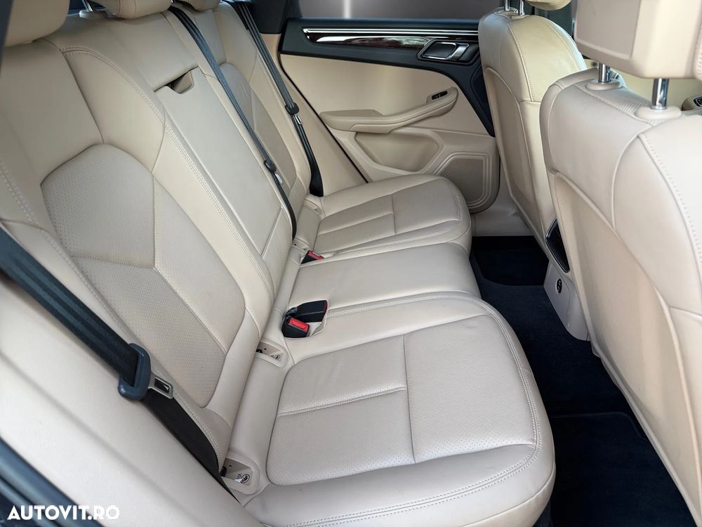 Porsche Macan - 19