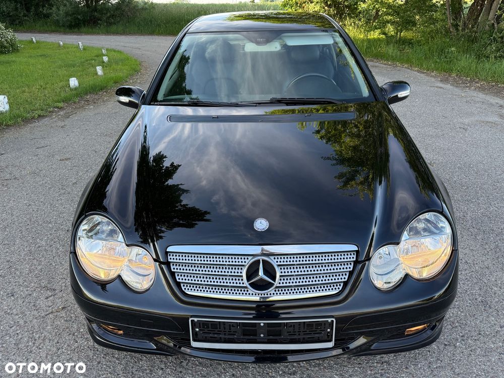 Mercedes-Benz Klasa C 180 Kompressor Automatik Sport Edition - 2