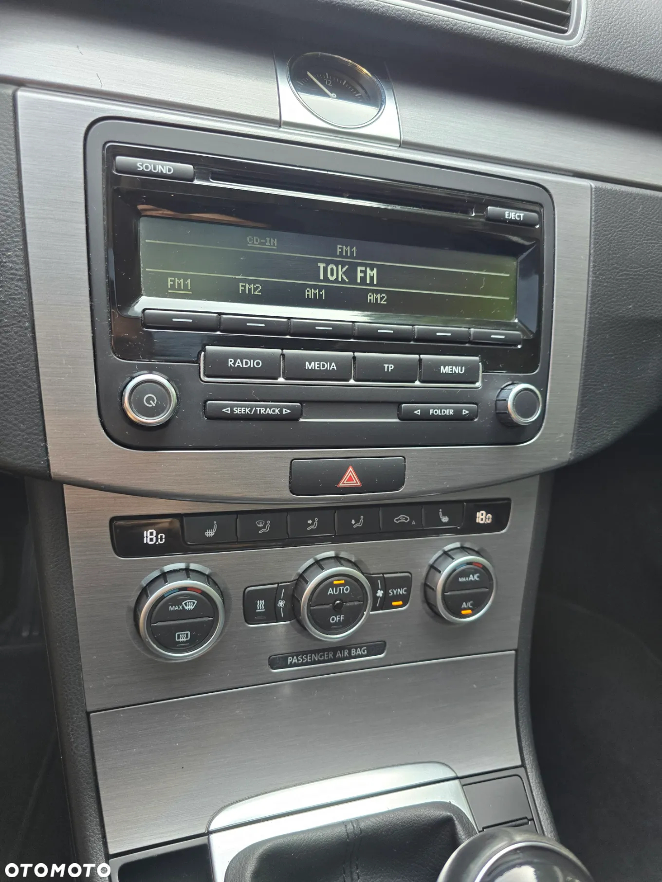 Volkswagen Passat 2.0 TDI Comfortline - 12