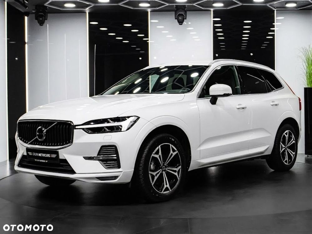 Volvo XC 60 B4 B Momentum Pro - 2