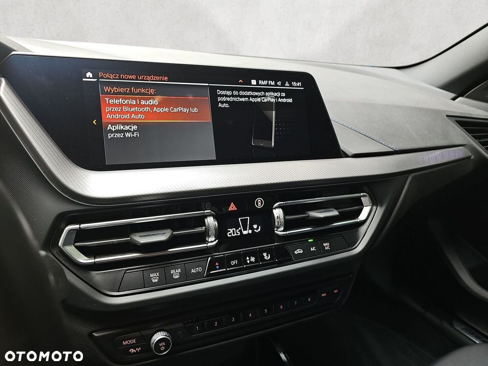 BMW Seria 2 218i - 22