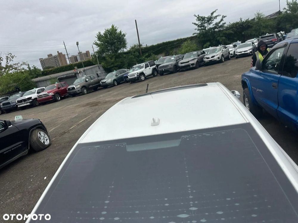 Audi A8 4.2 FSI L Quattro - 21