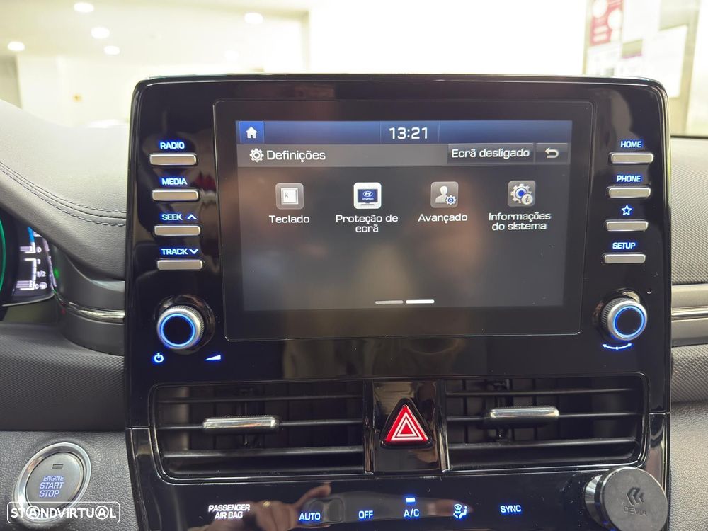Hyundai Ioniq 1.6 GDI PHEV Pack Plus - 34