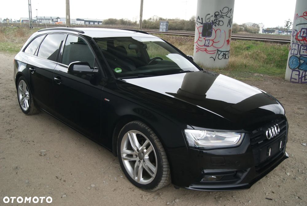 Audi A4 Avant 2.0 TDI DPF clean diesel quattro S line Sportpaket - 12