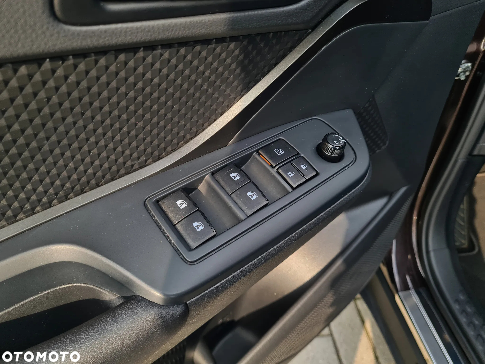 Toyota C-HR 1.2 T Comfort - 9