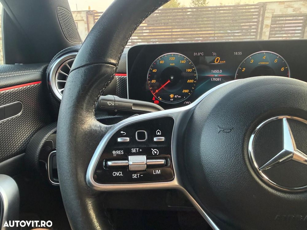 Mercedes-Benz CLA 180 7G-DCT Progressive - 31