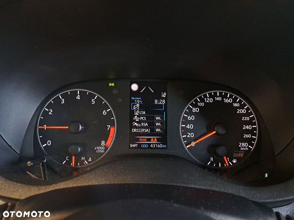 Toyota Yaris - 31