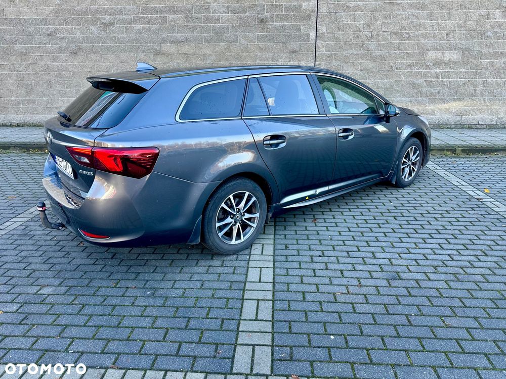 Toyota Avensis 1.8 Selection - 7