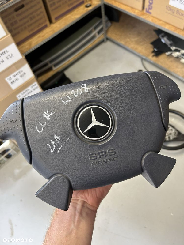 Poduszka kierownicy mercedes clk w208 airbag w208 .1486.9912 niebieska