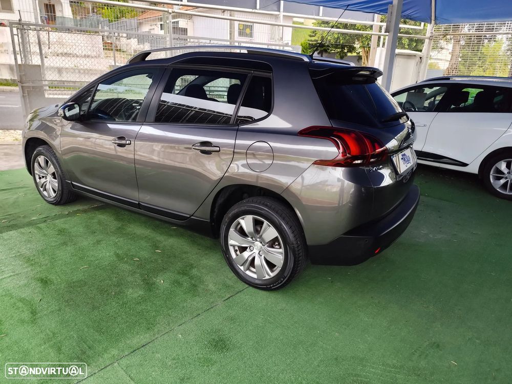 Peugeot 2008 1.6 BlueHDi Style - 9