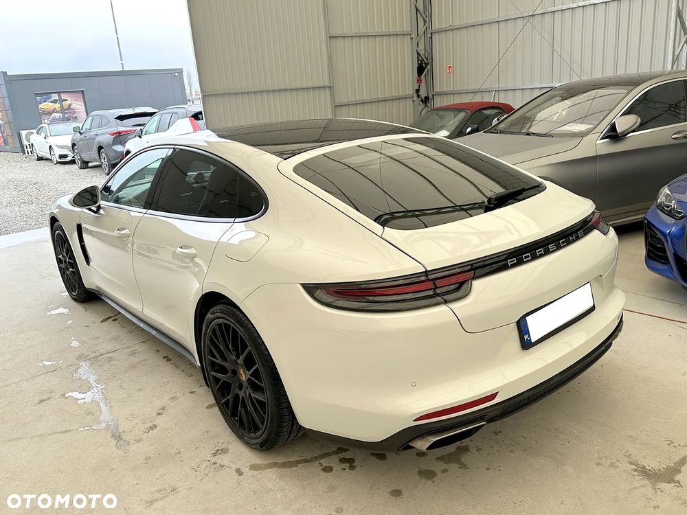 Porsche Panamera ver-4-e--hybrid-sport-turismo - 4
