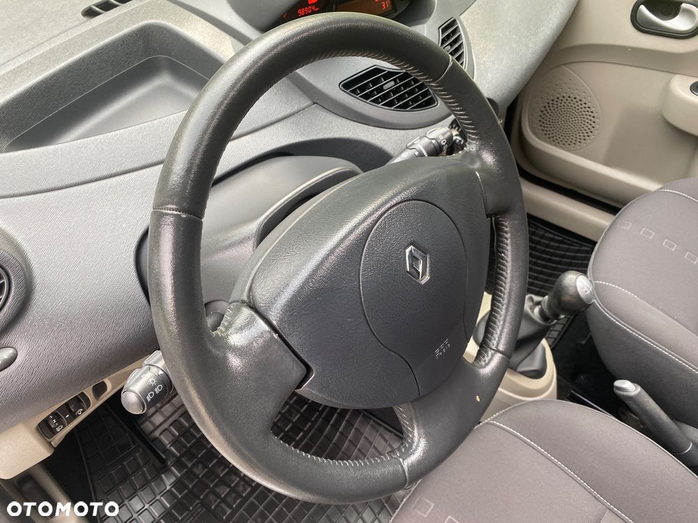 Renault Twingo 1.2 16V Night & Day - 23