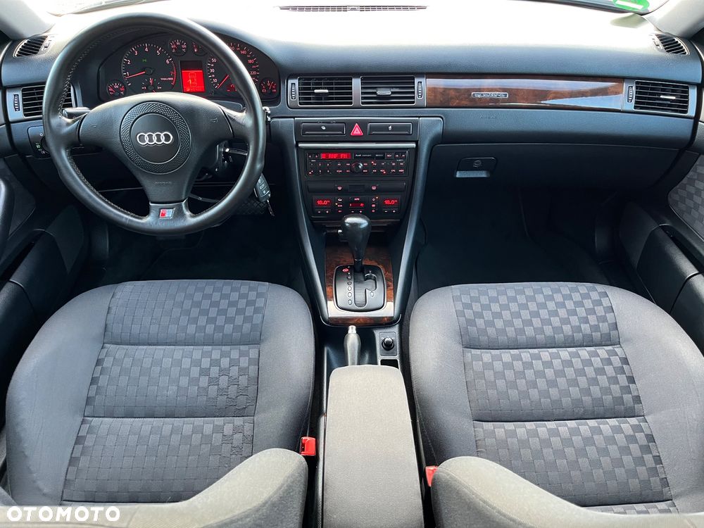 Audi A6 - 6