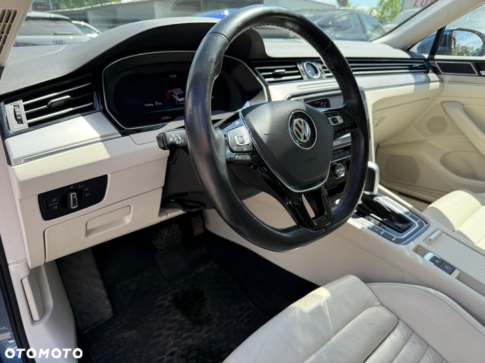 Volkswagen Passat 2.0 TDI Bi-Turbo BMT 4Mot Highline DSG - 16