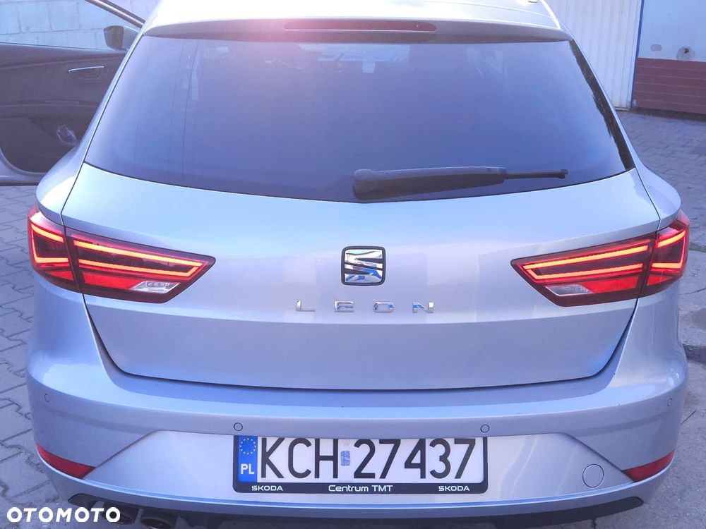 Seat Leon 1.5 eTSI Xcellence DSG - 6