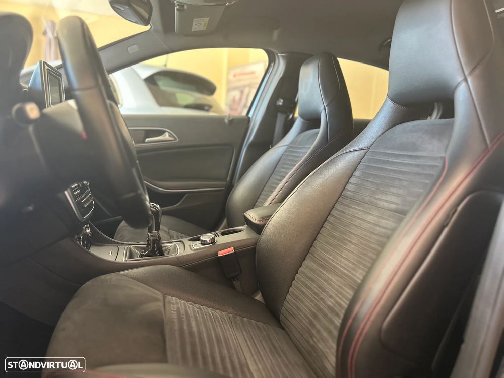 Mercedes-Benz A 180 CDI BE Edition AMG Line - 22