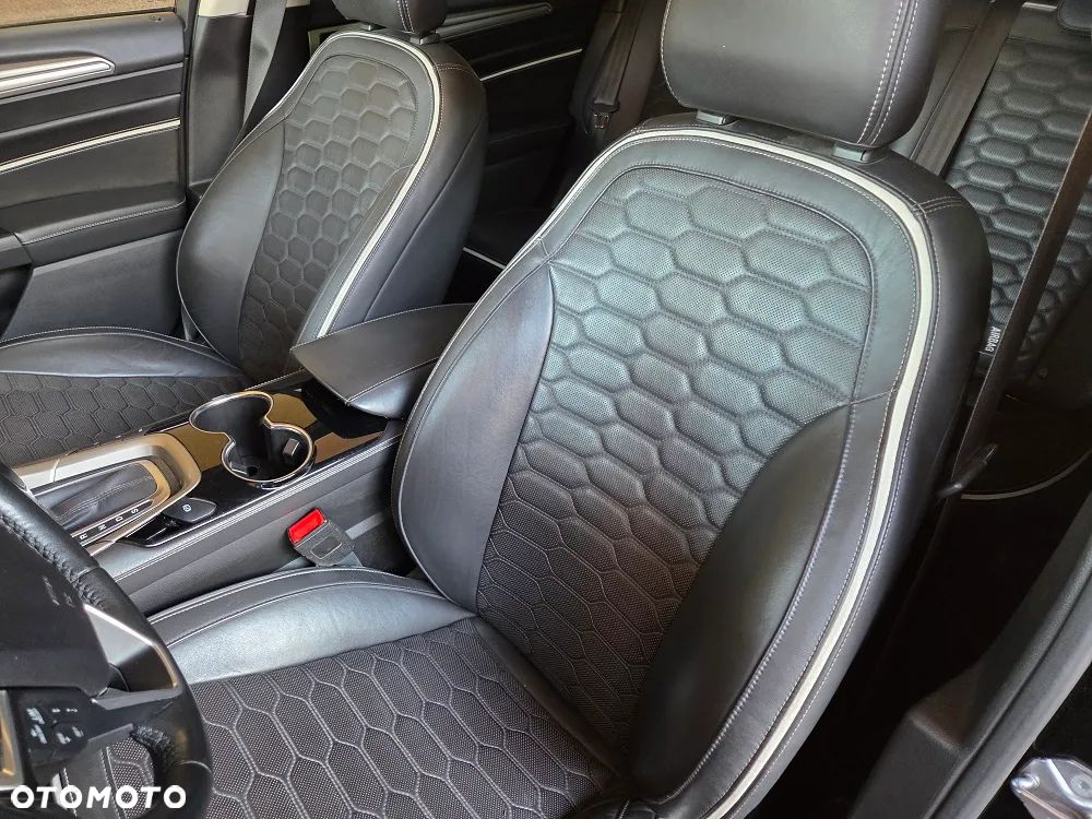 Ford Mondeo Turnier TDCi Bi-Turbo PowerShift-Aut Vignale - 31
