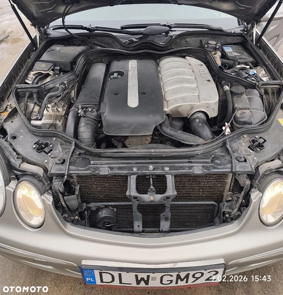 Mercedes-Benz Klasa E - 12