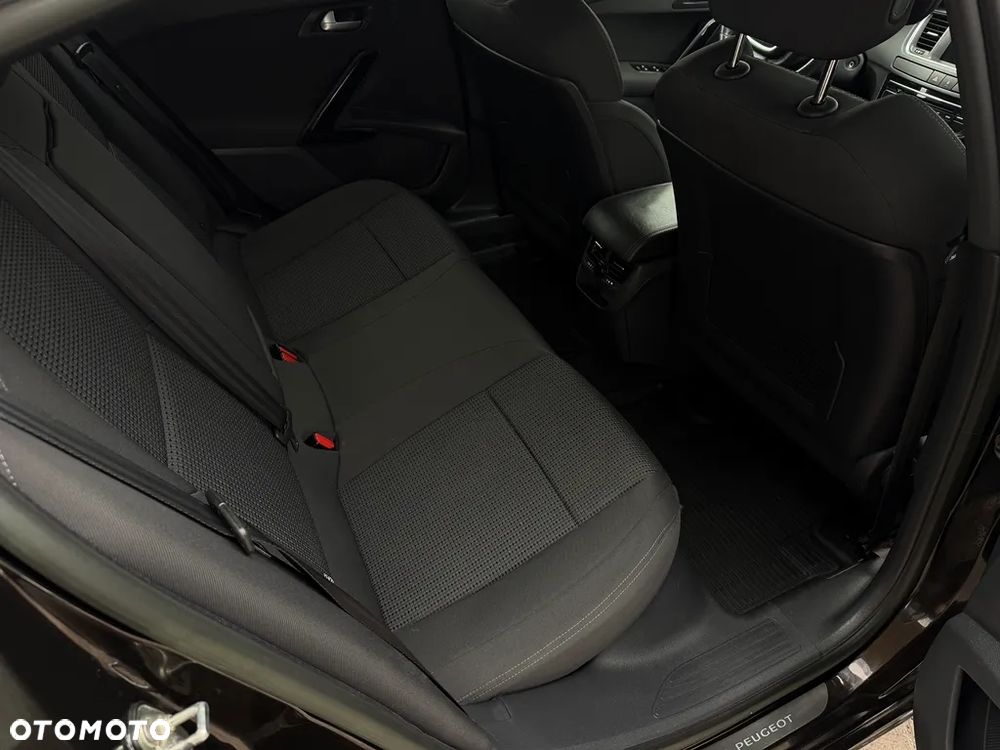Peugeot 508 1.6 T Allure - 20