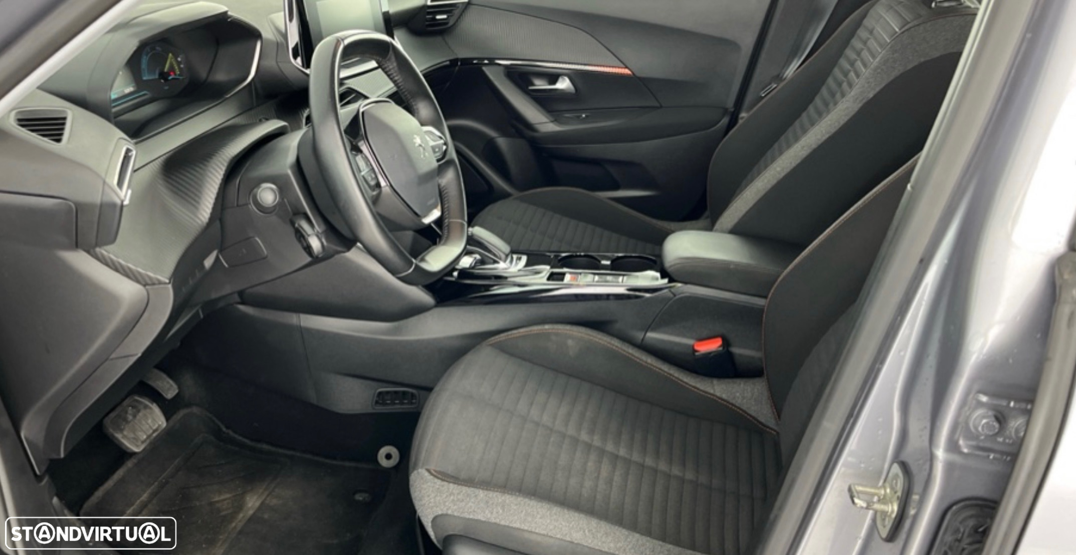 Peugeot e-2008 50 kWh Active Pack - 10
