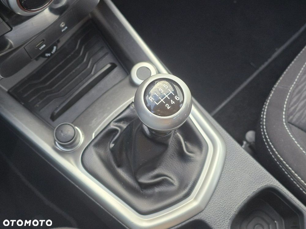 SsangYong/KGM Tivoli - 9