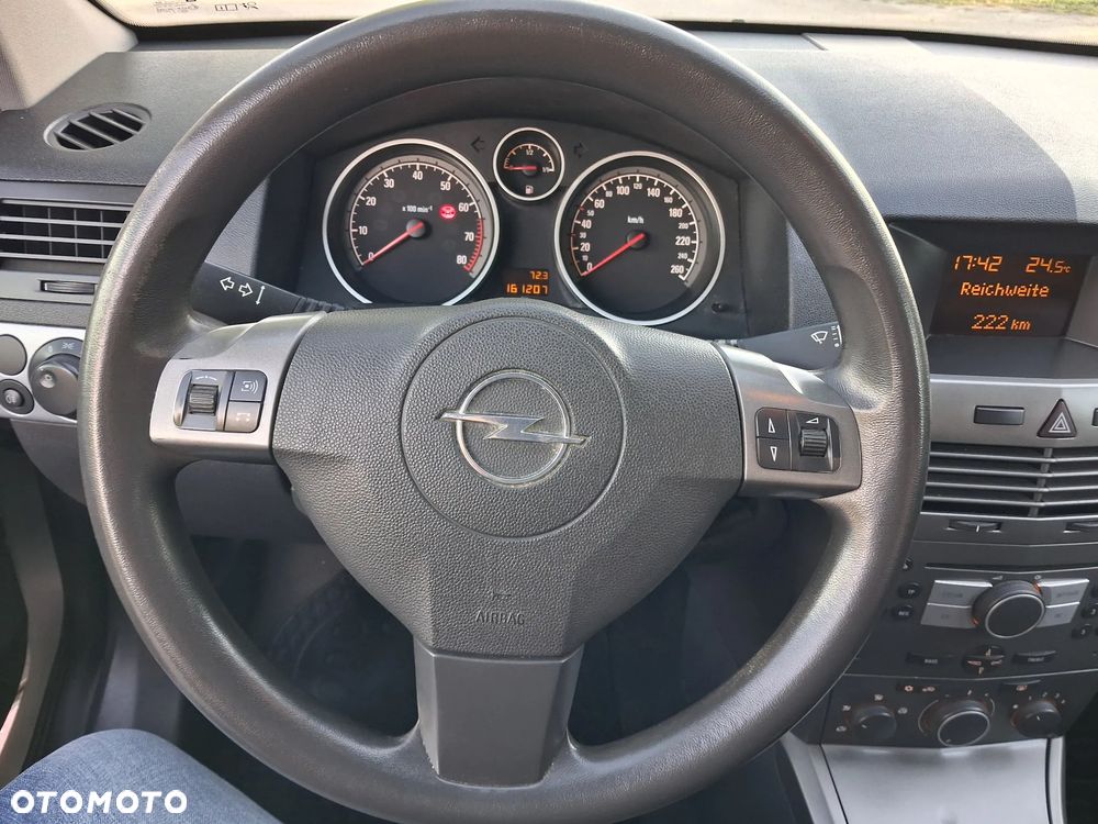 Opel Astra - 27