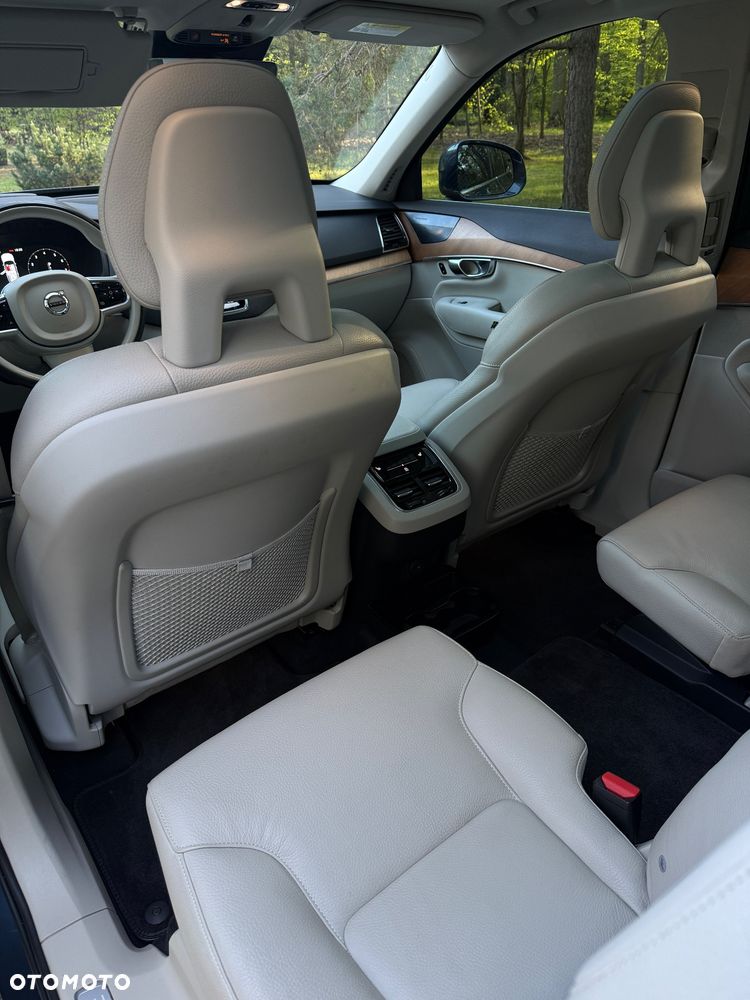 Volvo XC 90 T6 AWD Momentum - 33
