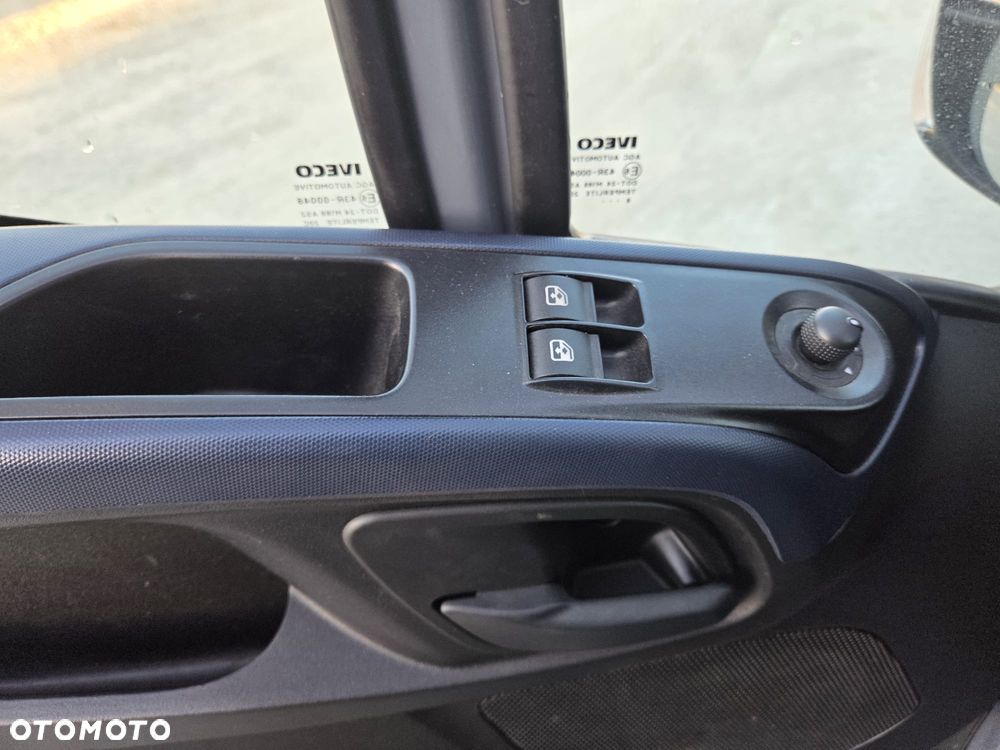 Iveco 50c18 - 27