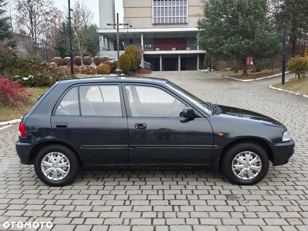 Daihatsu Charade - 22