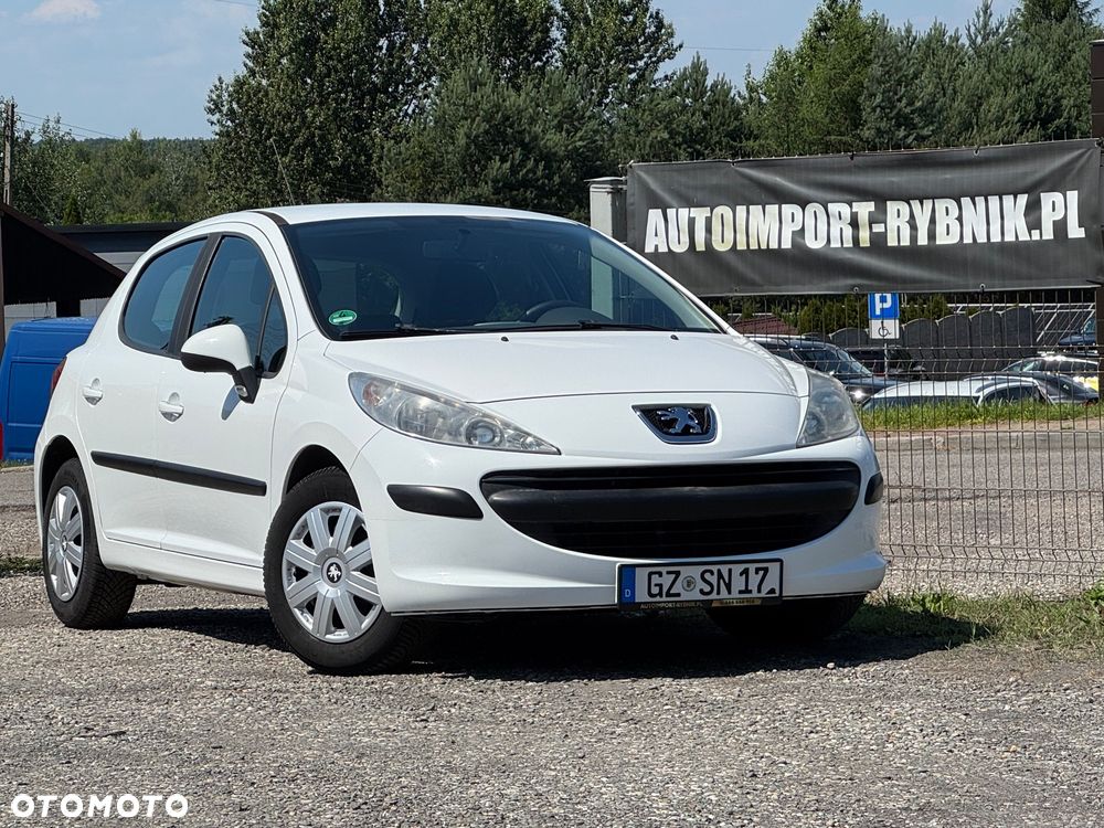 Peugeot 207 1.4 16V Trendy - 1