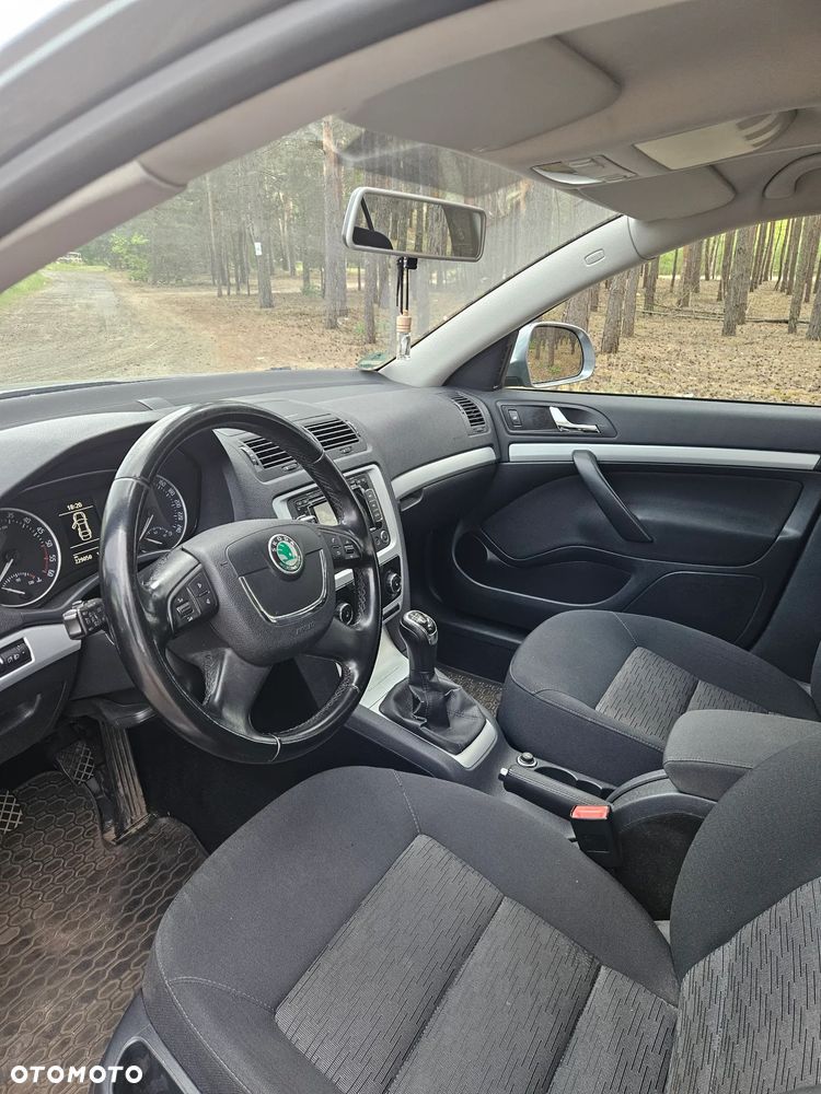Skoda Octavia - 4