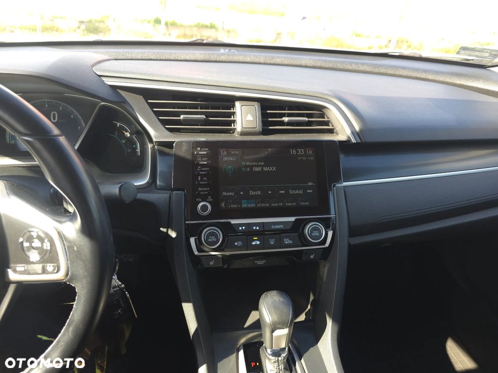 Honda Civic 1.5 T Elegance CVT - 26