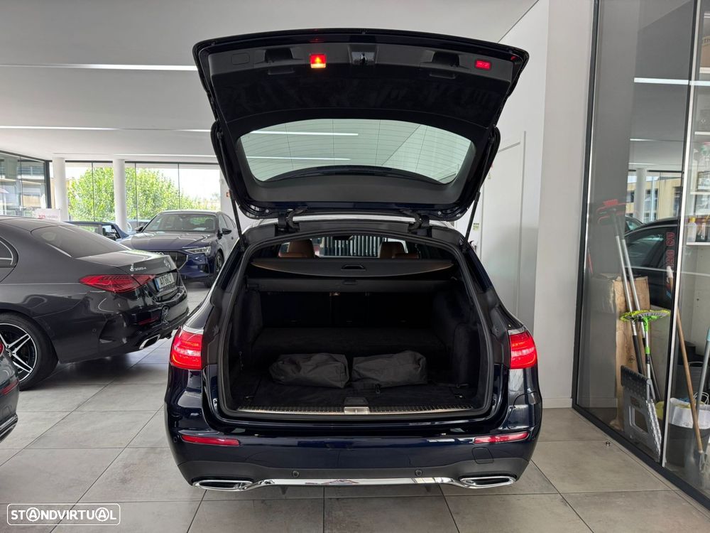 Mercedes-Benz E 300 de AMG Line - 9