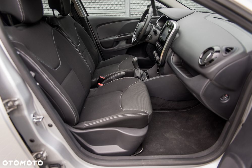 Renault Clio 0.9 Energy TCe Limited EU6 - 17