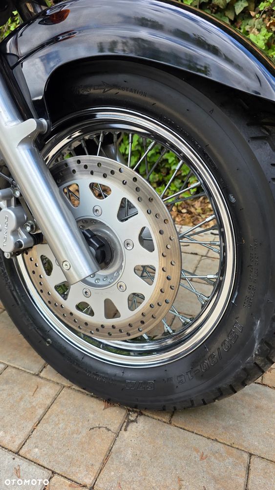 Suzuki Intruder - 38