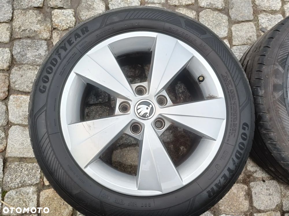 Felgi Aluminiowe 16 Skoda Octavia 3 5x112 ET46 5E0601025C Koła VW Seat Audi 6,5Jx16H2 - 3
