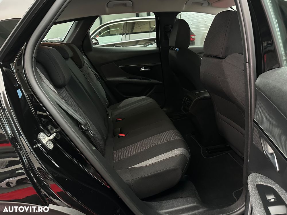 Peugeot 3008 1.5 BlueHDI 130 S&S BVM6 Active Pack - 25