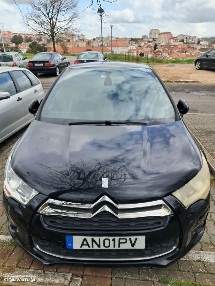 Citroën DS4 1.6 e-HDi So Chic CMP6 - 11