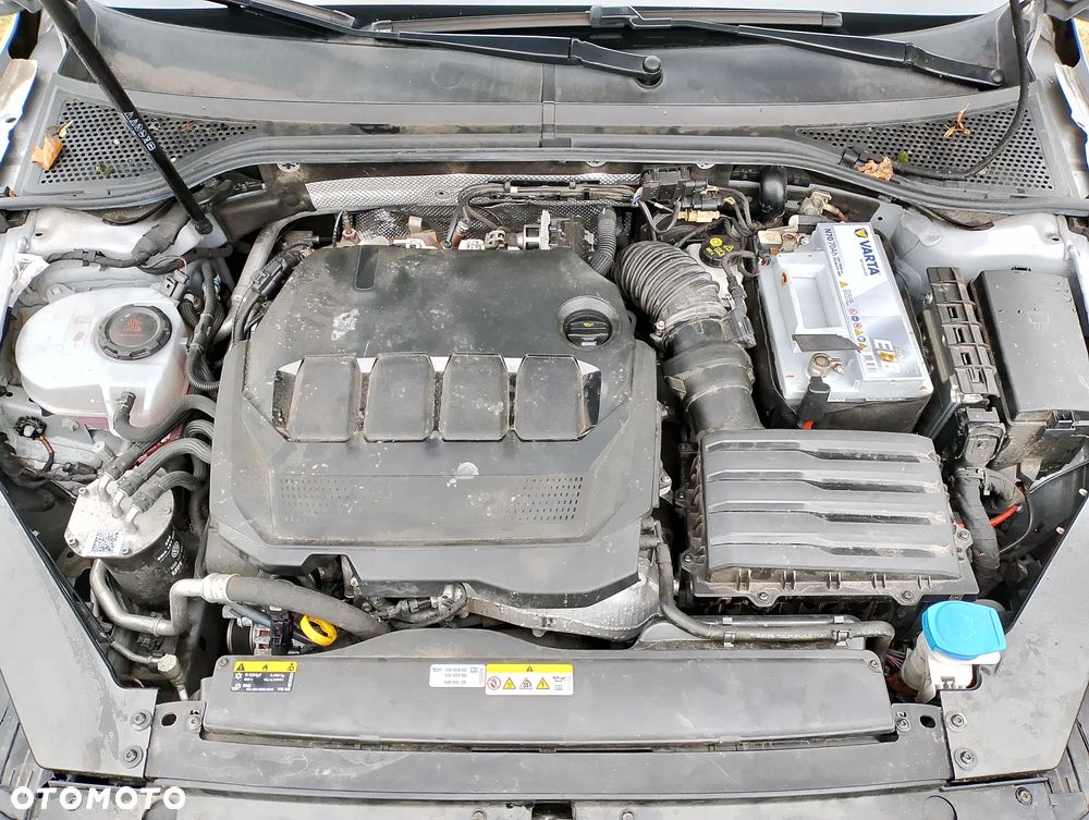 Volkswagen Passat 2.0 TDI (BlueMotion Technology) DSG Comfortline - 18