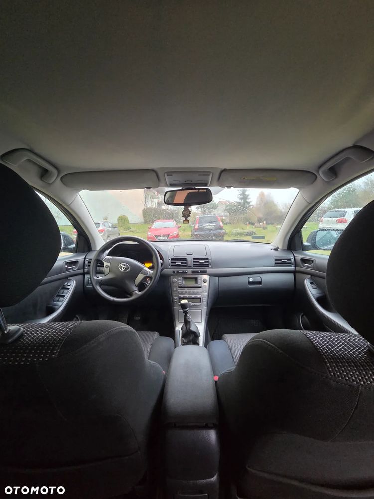 Toyota Avensis 2.2 D-4D Sol Plus - 5