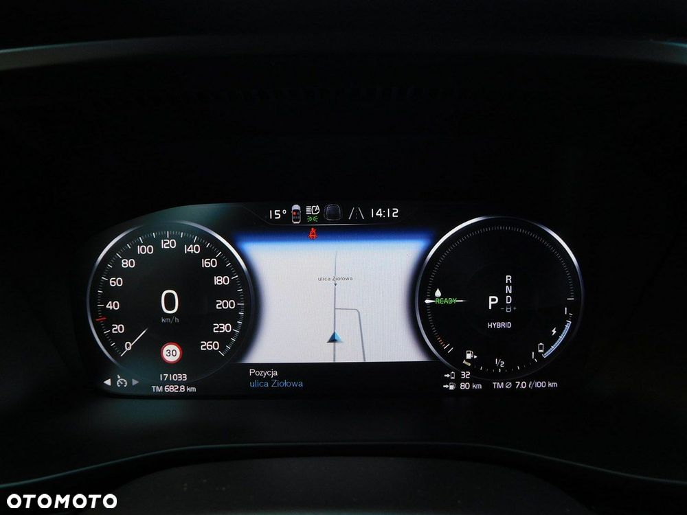 Volvo XC 40 - 19